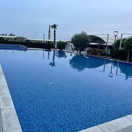 Stunning 2 Bedroom Holiday Home In 5-Star Resort Trikomo Exterior photo
