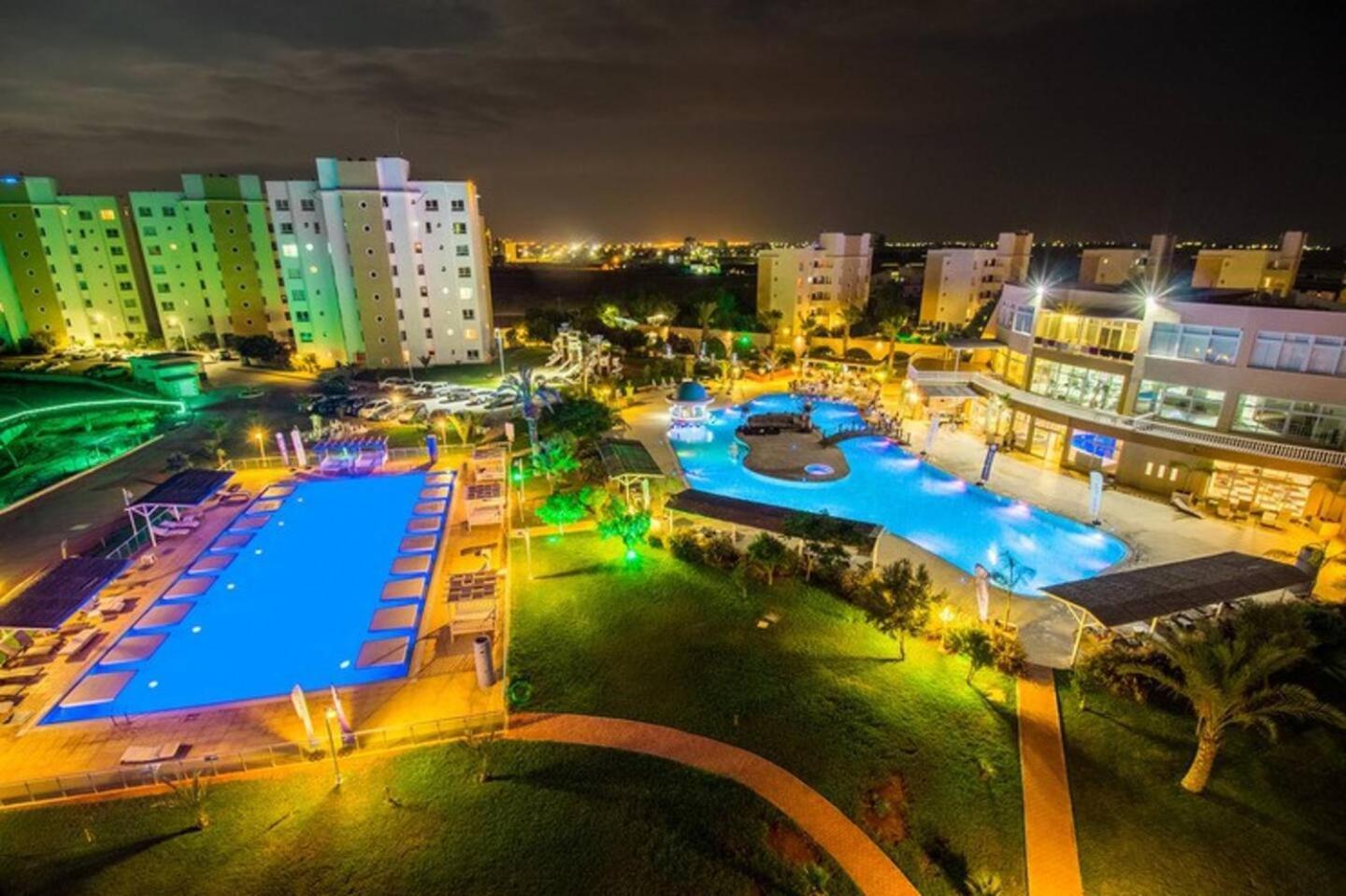 Stunning 2 Bedroom Holiday Home In 5-Star Resort Trikomo Exterior photo